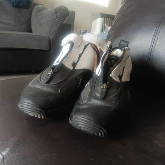 Reebok Answer IV - Picture 2 of 4